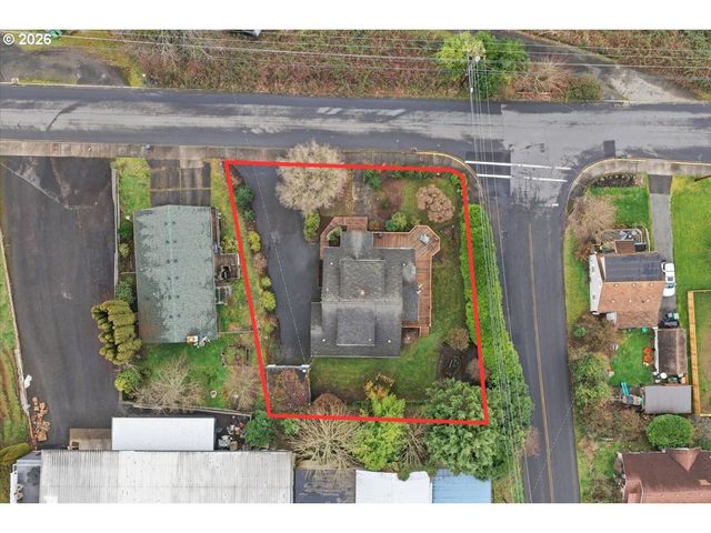 706 W B St., Rainier, OR 97048