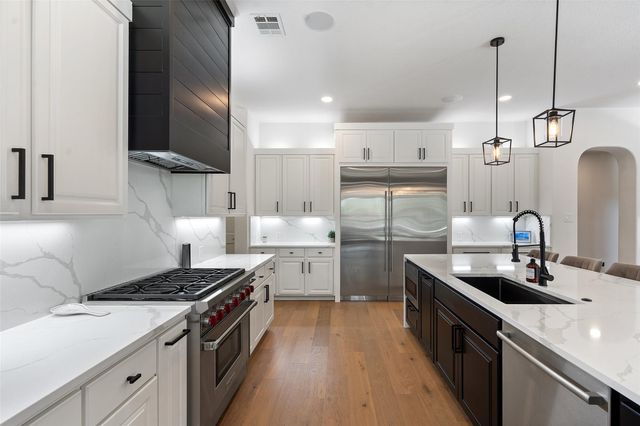 6009 Laguna Cliff LN, Austin, TX 78734