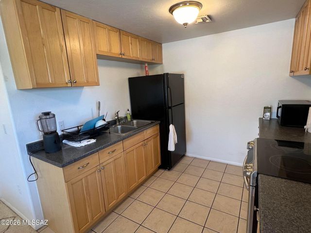 934 N Campbell Ave Unit 3, Tucson, AZ 85719