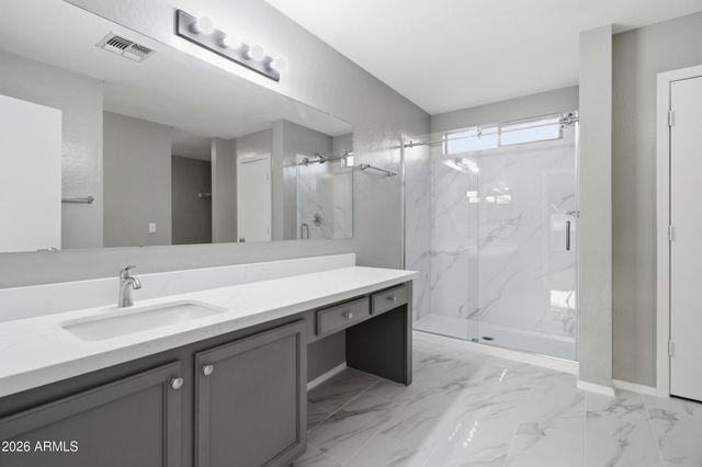 2922 W DUNBAR Drive, Phoenix, AZ 85041