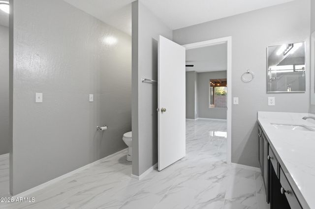 2922 W DUNBAR Drive, Phoenix, AZ 85041