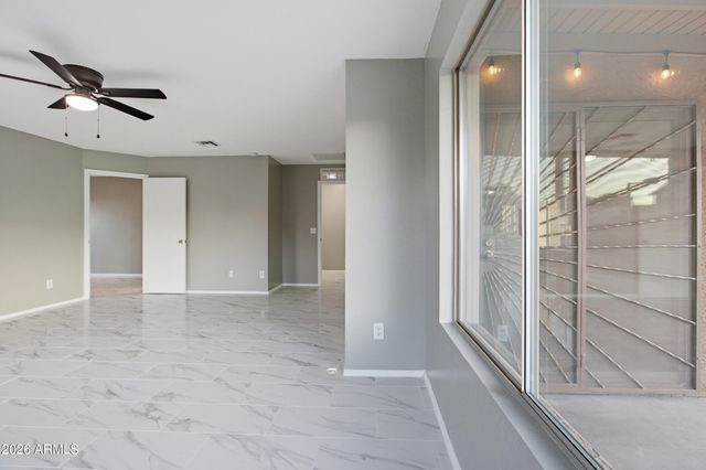 2922 W DUNBAR Drive, Phoenix, AZ 85041