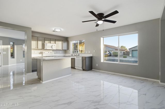 2922 W DUNBAR Drive, Phoenix, AZ 85041