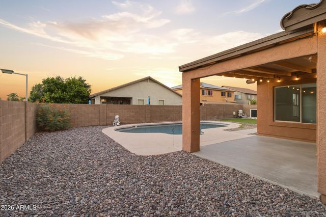 2922 W DUNBAR Drive, Phoenix, AZ 85041
