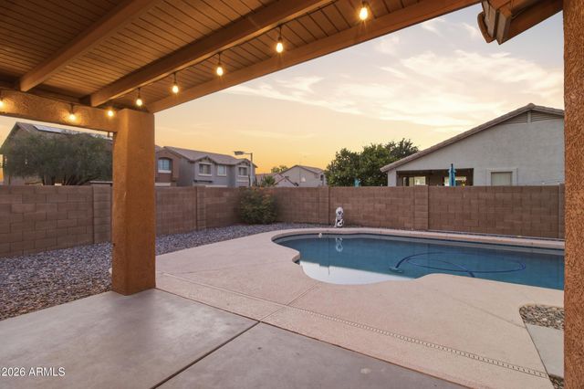 2922 W DUNBAR Drive, Phoenix, AZ 85041