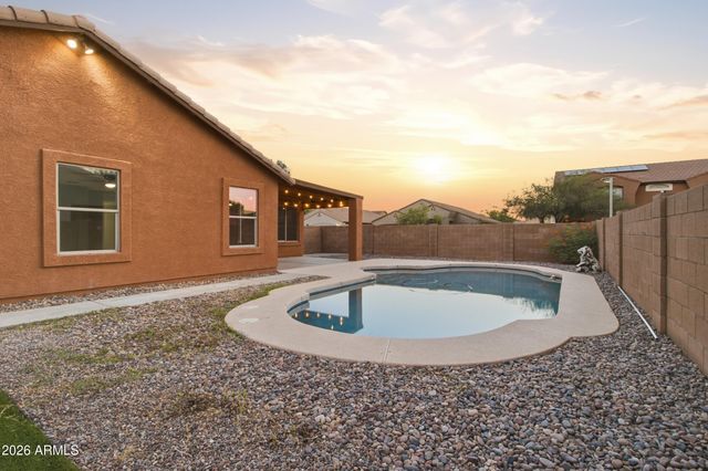 2922 W DUNBAR Drive, Phoenix, AZ 85041