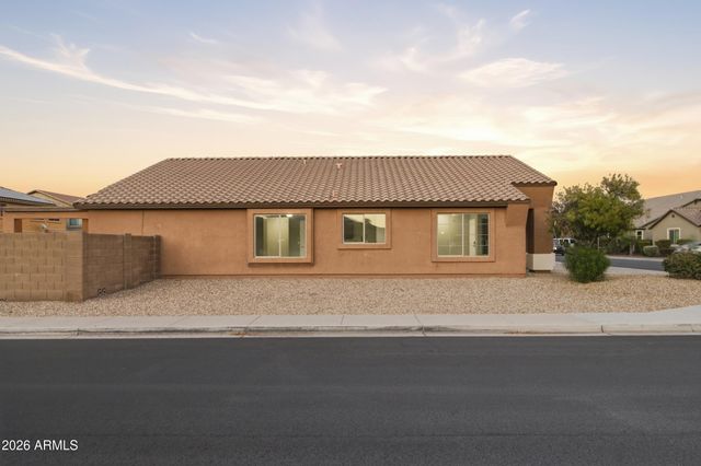 2922 W DUNBAR Drive, Phoenix, AZ 85041