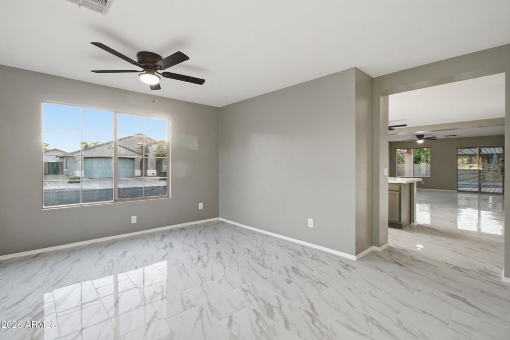 2922 W DUNBAR Drive, Phoenix, AZ 85041 — photo 4