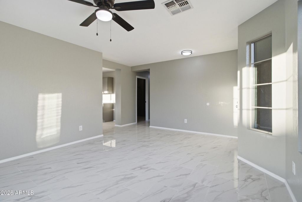 2922 W DUNBAR Drive, Phoenix, AZ 85041 — photo 5