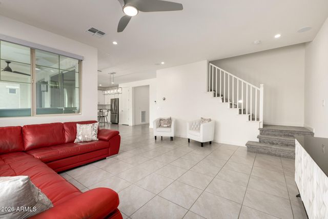 1310 E SPRINGFIELD Place, Chandler, AZ 85286