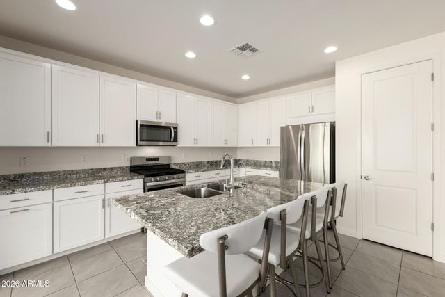 1310 E SPRINGFIELD Place, Chandler, AZ 85286