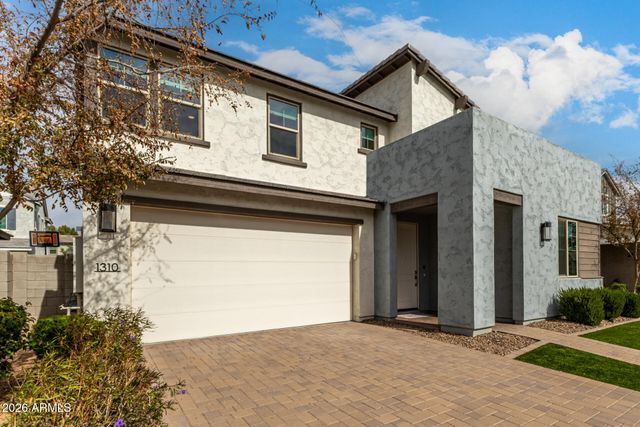 1310 E SPRINGFIELD Place, Chandler, AZ 85286