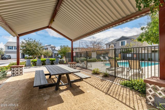 1310 E SPRINGFIELD Place, Chandler, AZ 85286