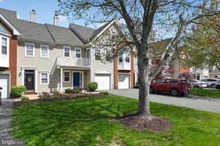 210 DEER RUN CT, Pennington, NJ 08534