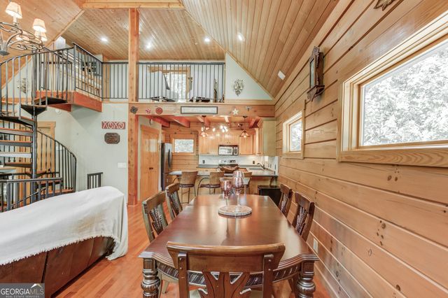 6893 Lakeside Place, Gainesville, GA 30506