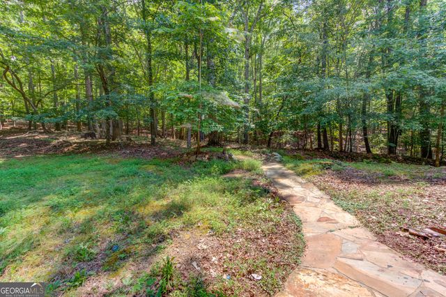 6893 Lakeside Place, Gainesville, GA 30506