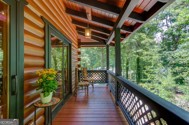 6893 Lakeside Place, Gainesville, GA 30506
