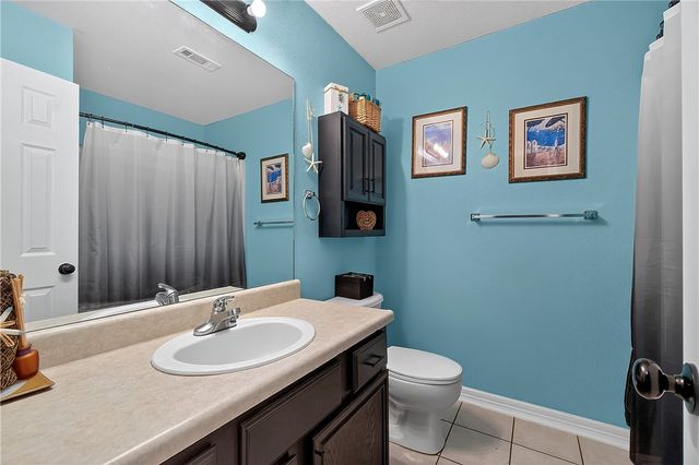 20752 Hillcrest Drive, Springdale, AR 72764