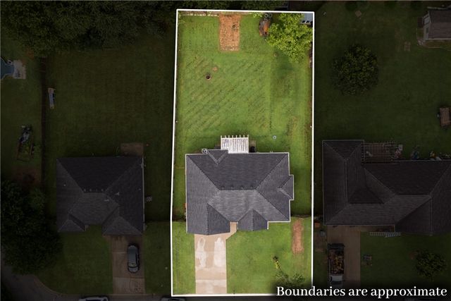 20752 Hillcrest Drive, Springdale, AR 72764