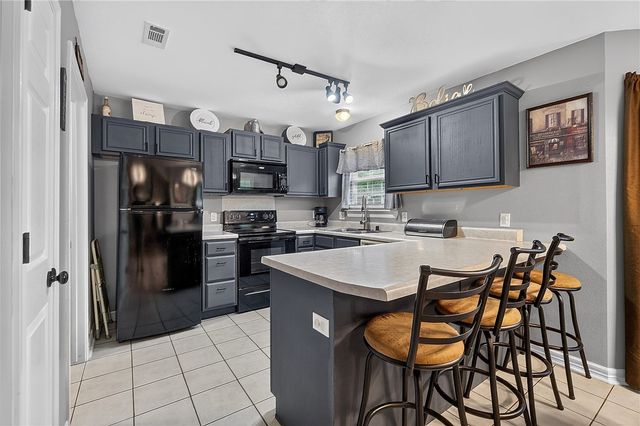 20752 Hillcrest Drive, Springdale, AR 72764