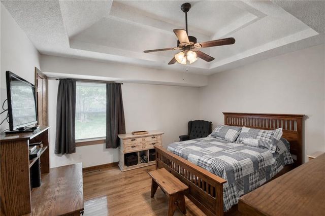 11216 N Donnelly Avenue, Kansas City, MO 64157