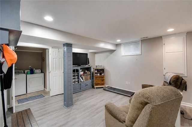 11216 N Donnelly Avenue, Kansas City, MO 64157