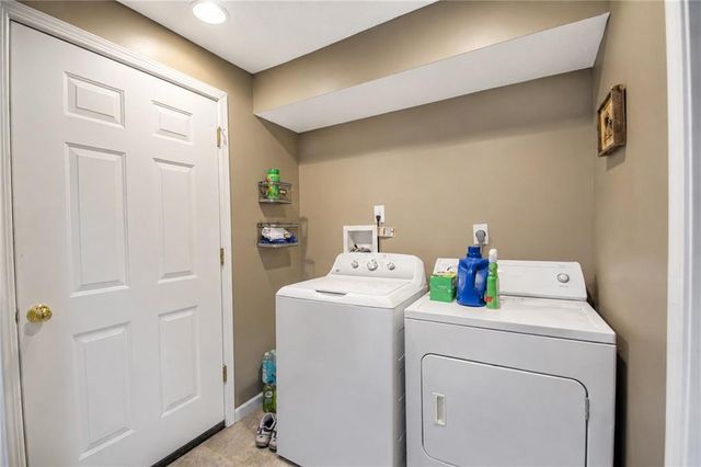 11216 N Donnelly Avenue, Kansas City, MO 64157