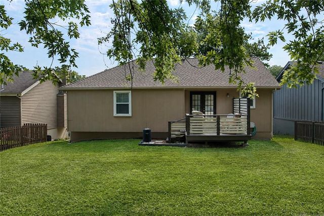 11216 N Donnelly Avenue, Kansas City, MO 64157