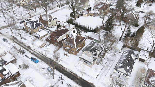 616 Rosewood Avenue Se, East Grand Rapids, MI 49506