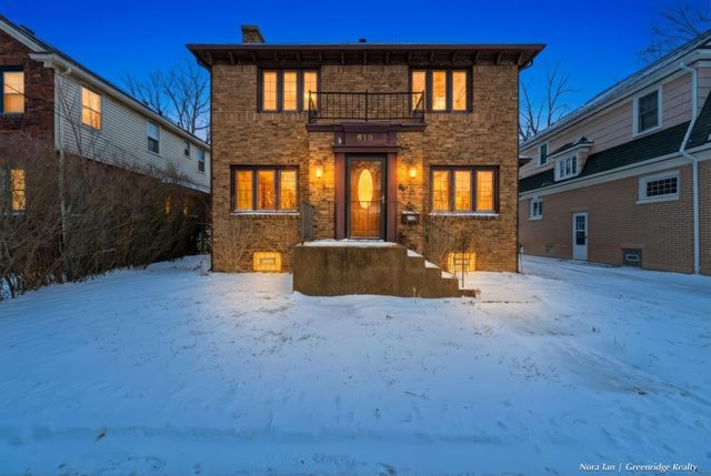 616 Rosewood Avenue Se, East Grand Rapids, MI 49506