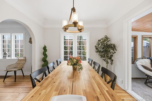 616 Rosewood Avenue Se, East Grand Rapids, MI 49506