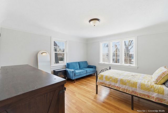 616 Rosewood Avenue Se, East Grand Rapids, MI 49506