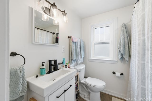 616 Rosewood Avenue Se, East Grand Rapids, MI 49506