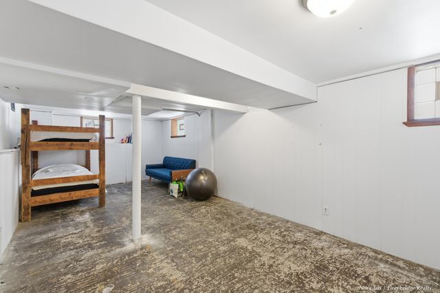 616 Rosewood Avenue Se, East Grand Rapids, MI 49506