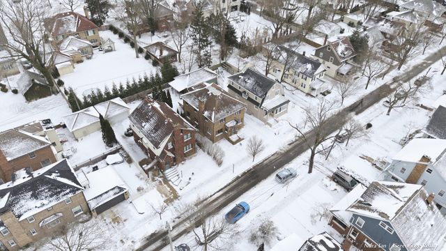 616 Rosewood Avenue Se, East Grand Rapids, MI 49506