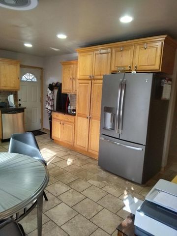 4656 N 66 STREET, Milwaukee, WI 53218