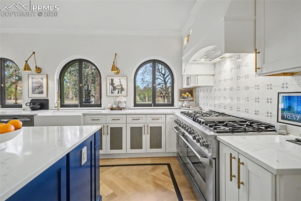 Image 15 of property listing at 15 Elm Avenue, Colorado Springs, CO 80906