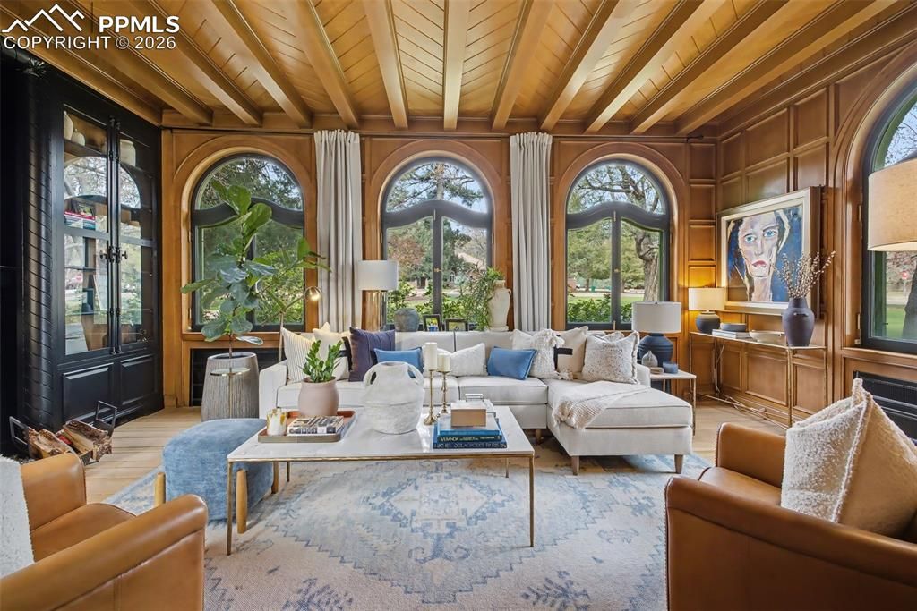 Image 18 of property listing at 15 Elm Avenue, Colorado Springs, CO 80906