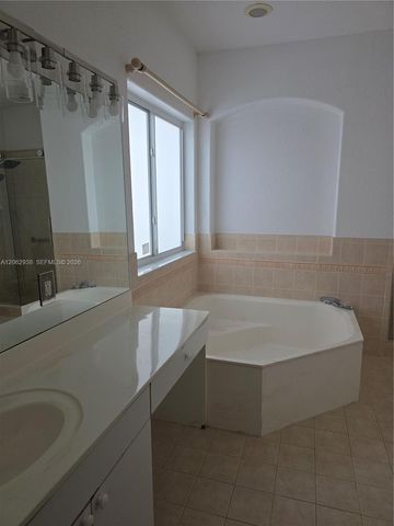 14811 SW 32nd Lane 00, Miami, FL 33185