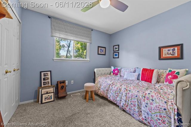 6589 Doyon Drive, Waterford, MI 48327