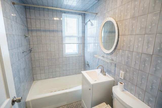 20 Breed 3, Boston, MA 02128