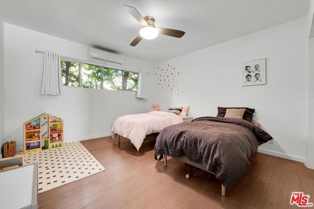 1233 N Laurel Avenue 114, West Hollywood, CA 90046