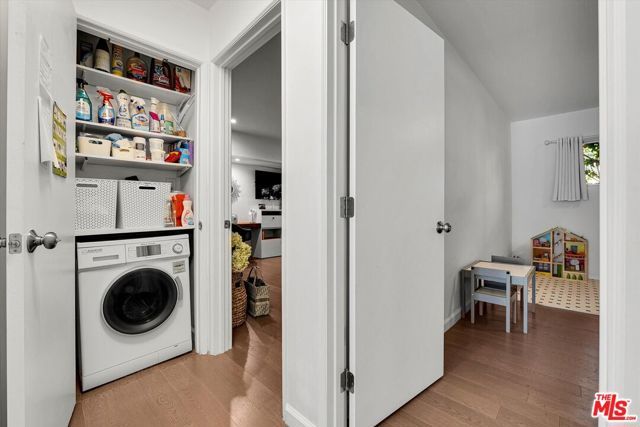 1233 N Laurel Avenue 114, West Hollywood, CA 90046