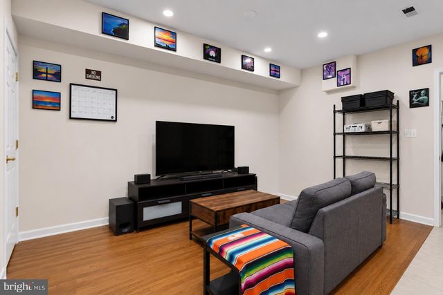1721 WEST VIRGINIA AVE NE, Washington, DC 20002