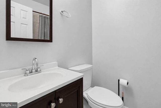 1721 WEST VIRGINIA AVE NE, Washington, DC 20002