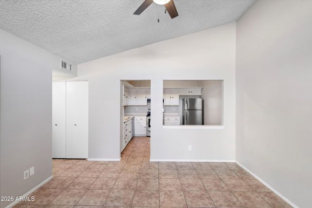 555 N MAY Street 23, Mesa, AZ 85201