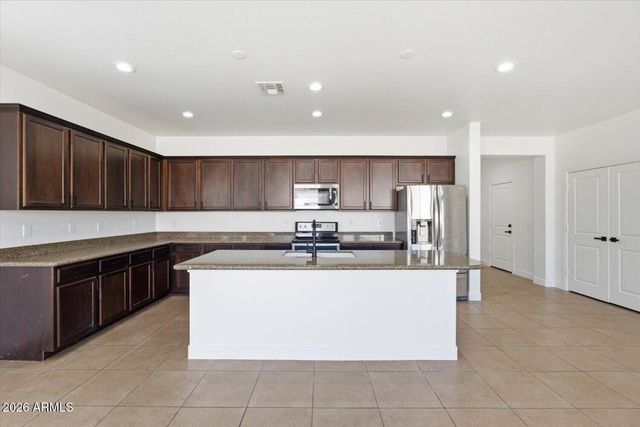 22462 E CAMINA PLATA Avenue, Queen Creek, AZ 85142