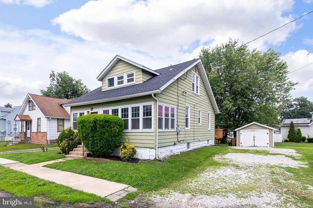 16 MANTUA RD, Mount Royal, NJ 08061