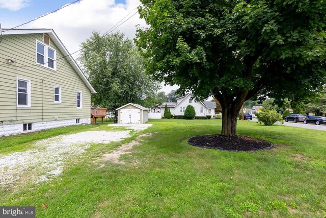 16 MANTUA RD, Mount Royal, NJ 08061