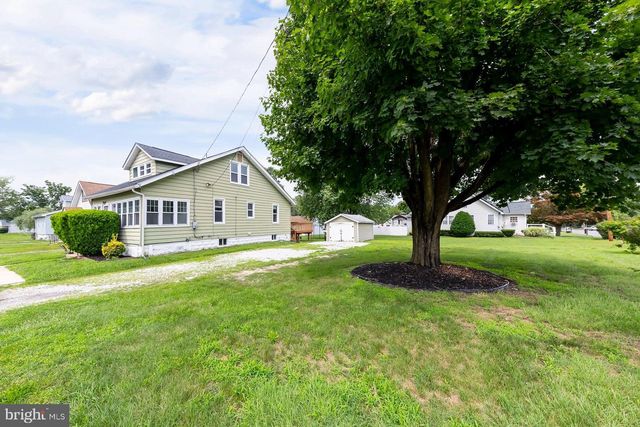 16 MANTUA RD, Mount Royal, NJ 08061